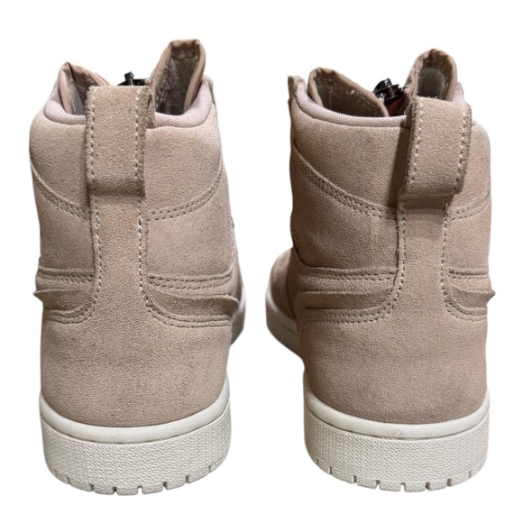 Air Jordan 1 Women's High Zip Particle Beige – US 7.5 – Luxe Streetwear Icon - Picture 5 of 14